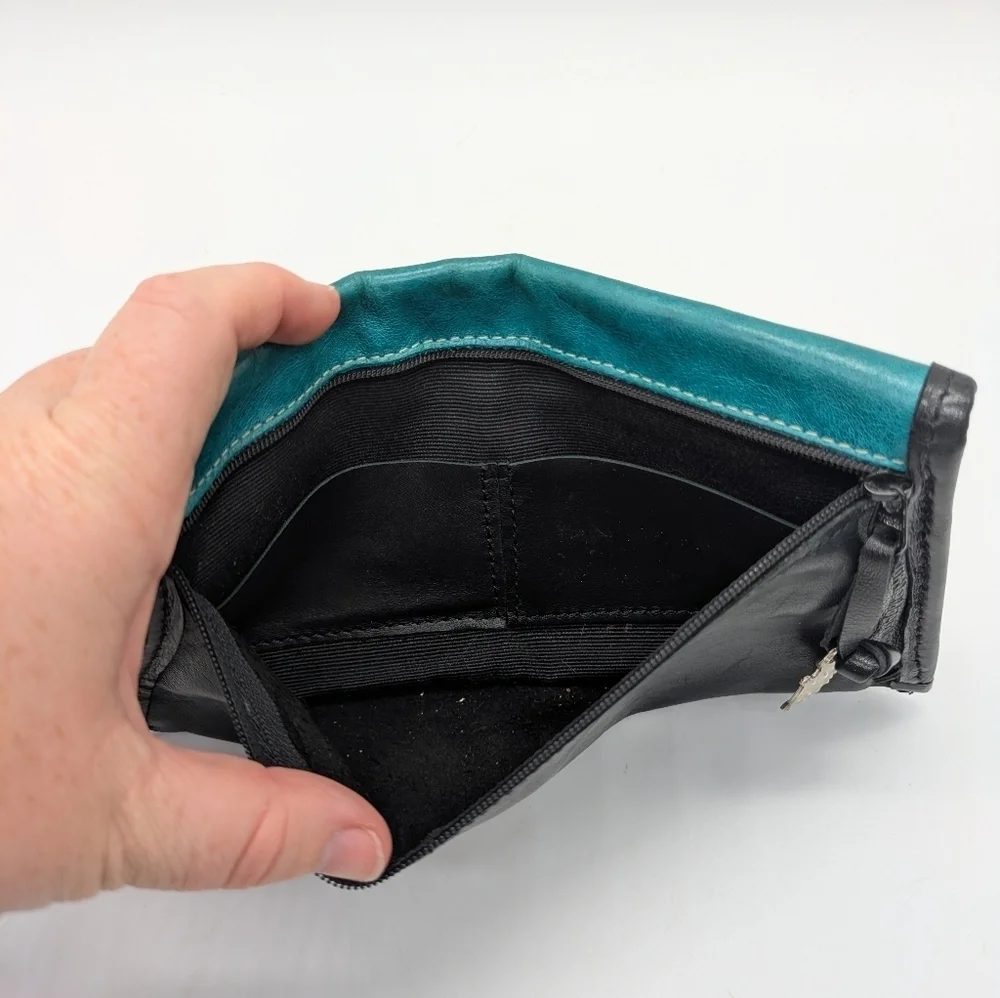 Turtle Ridge Blue Purple Black Leather Clutch Wristlet Wallet